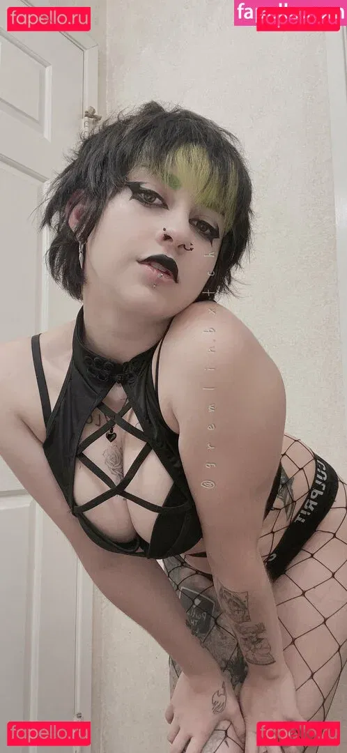 Gremlinbxtch Onlyfans Photo Gallery 
