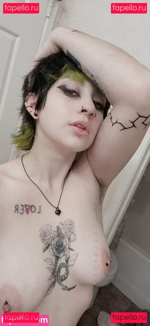 Gremlinbxtch Onlyfans Photo Gallery 