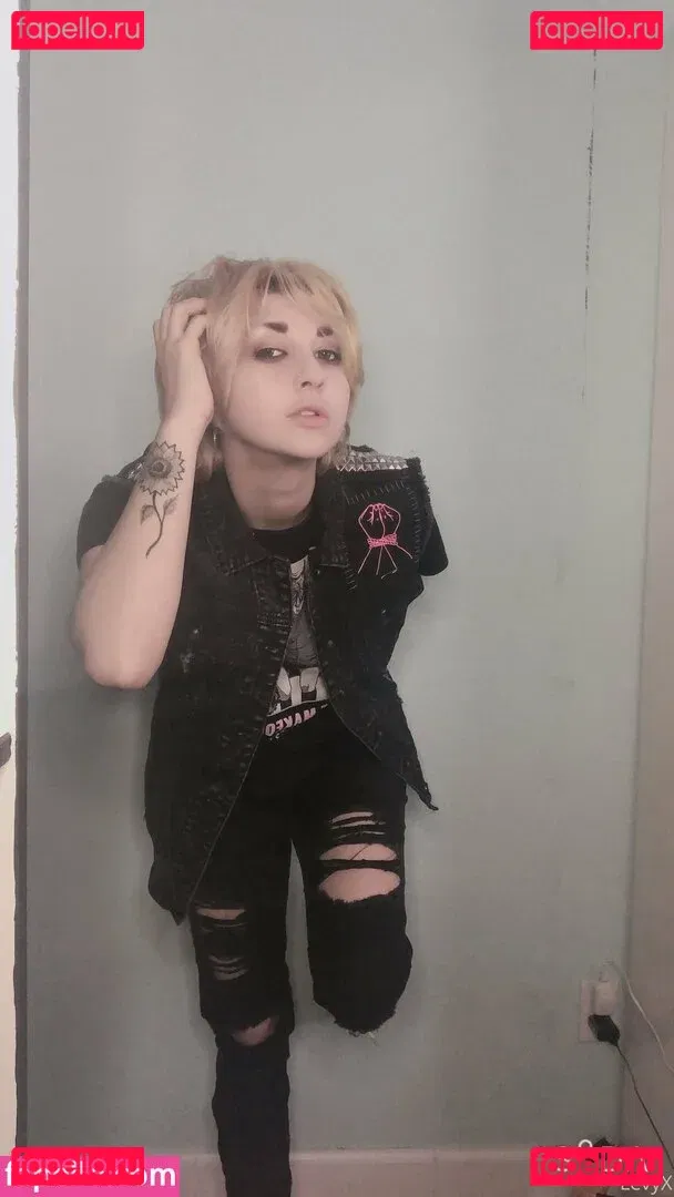 Gremlinbxtch Onlyfans Photo Gallery 