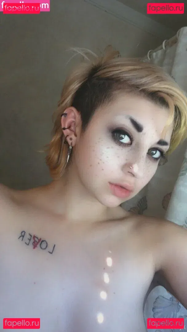 Gremlinbxtch Onlyfans Photo Gallery 