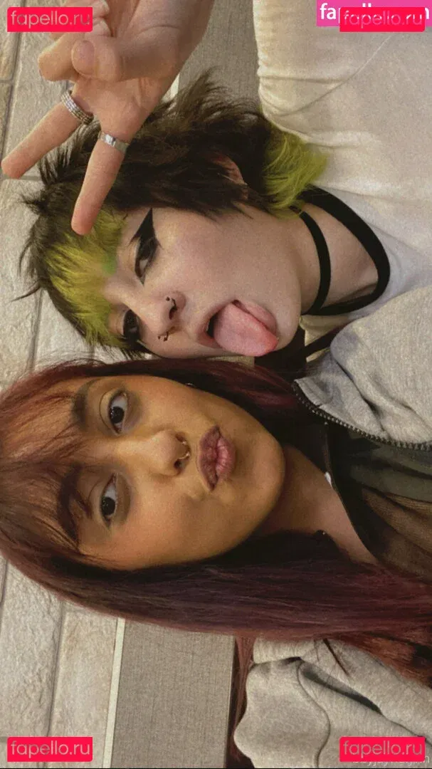 Gremlinbxtch Onlyfans Photo Gallery 