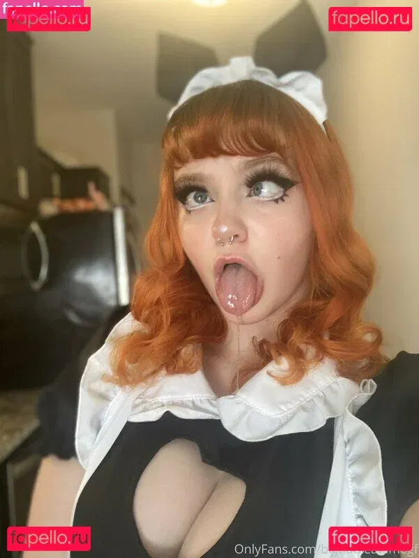 Lil Strawbs Onlyfans Photo Gallery 