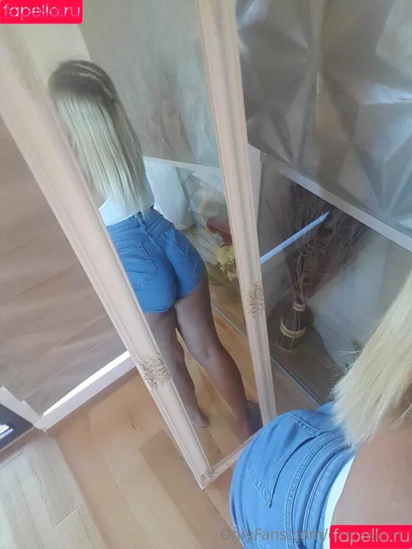 caldaselen / caldashelen Onlyfans Photo Gallery 