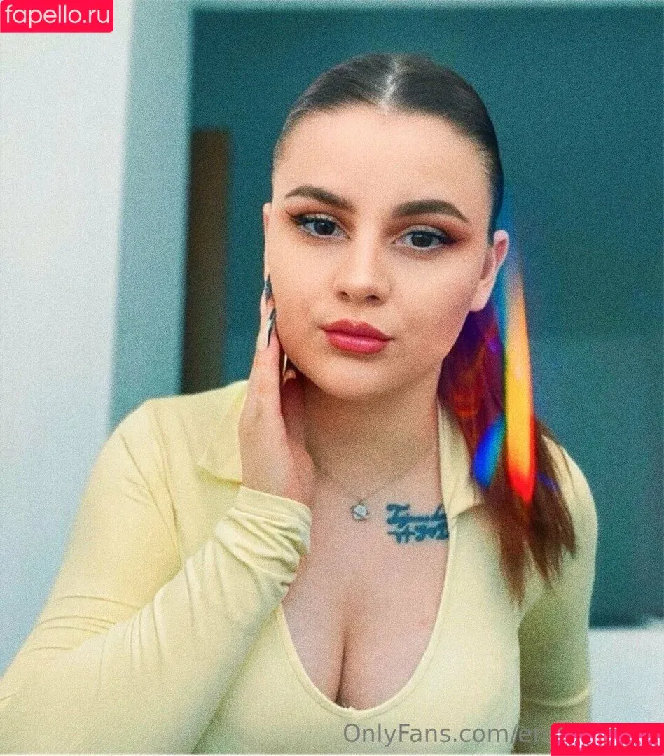 pink.girlfree / pinky_.girl Onlyfans Photo Gallery 