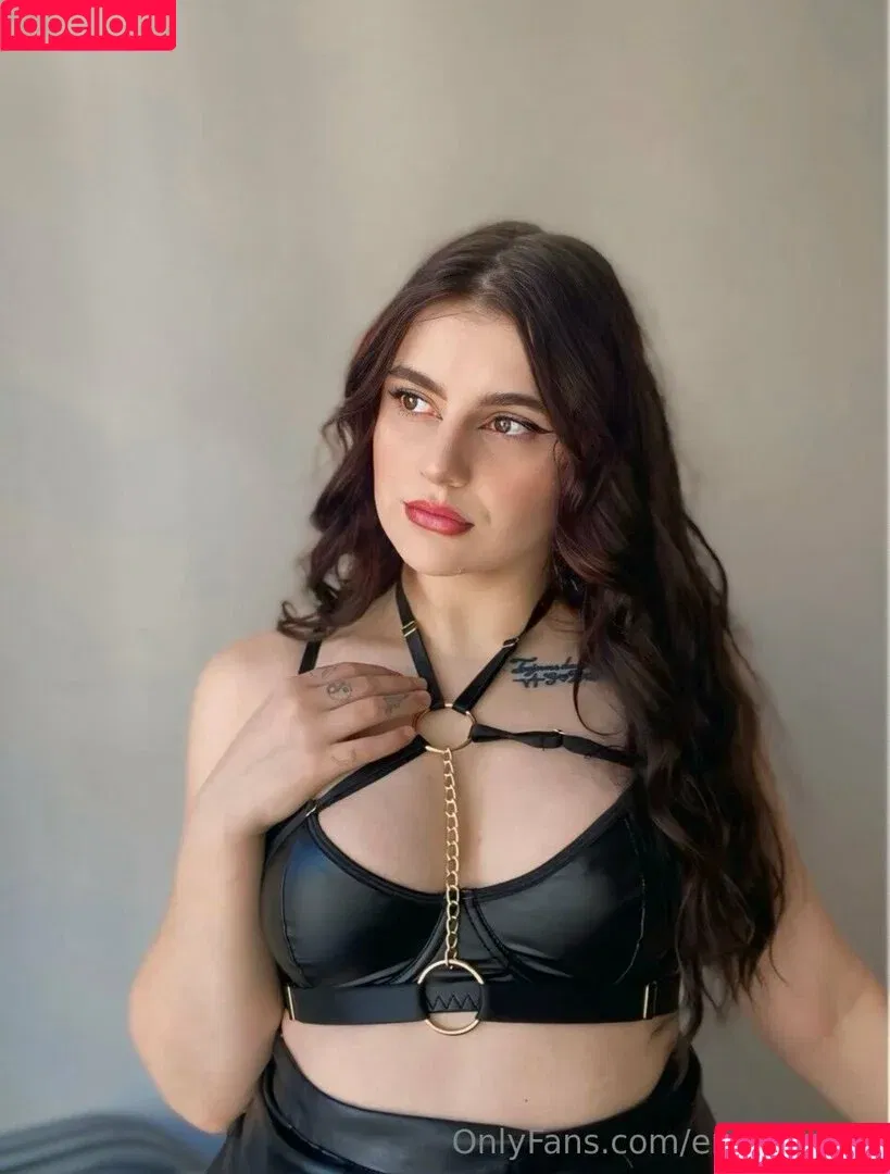 pink.girlfree / pinky_.girl Onlyfans Photo Gallery 