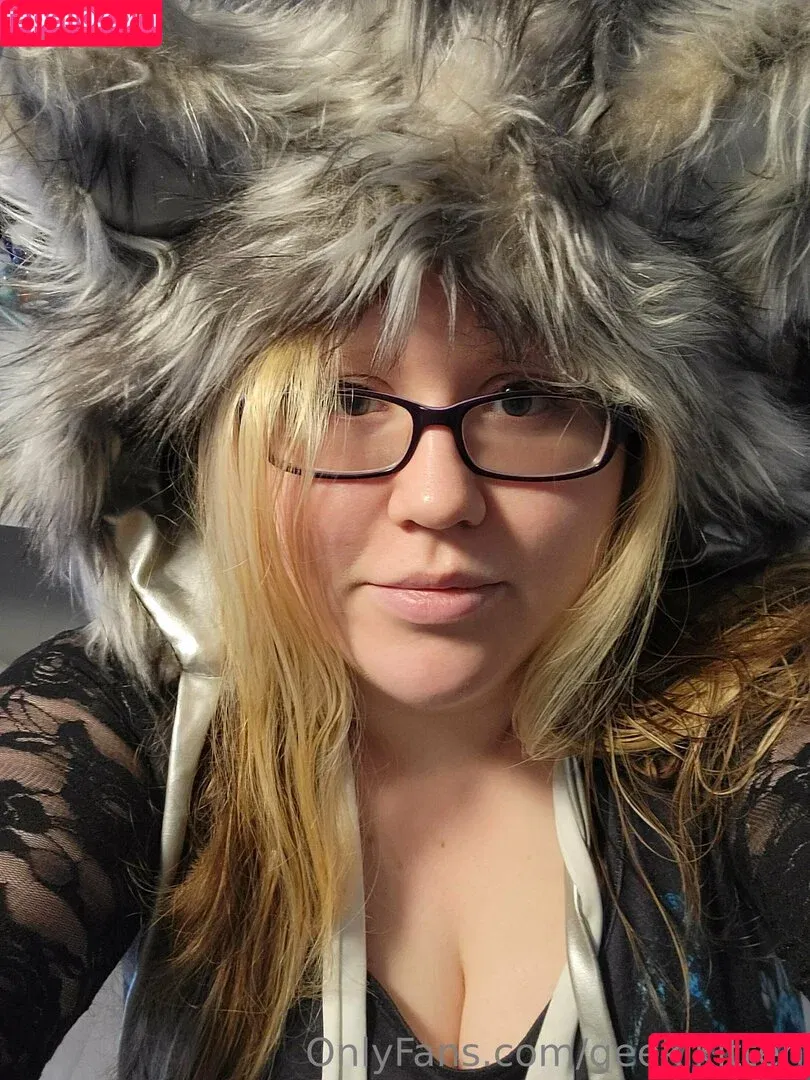 geekikitten / geekykittenxo Onlyfans Photo Gallery 