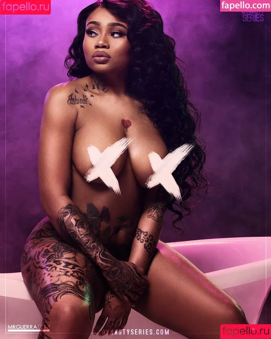 kgoddess Onlyfans Photo Gallery 