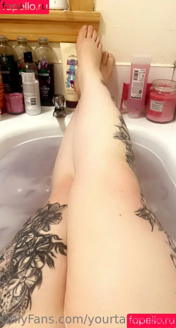 cre_ature / yourtattooedsecret Onlyfans Photo Gallery 