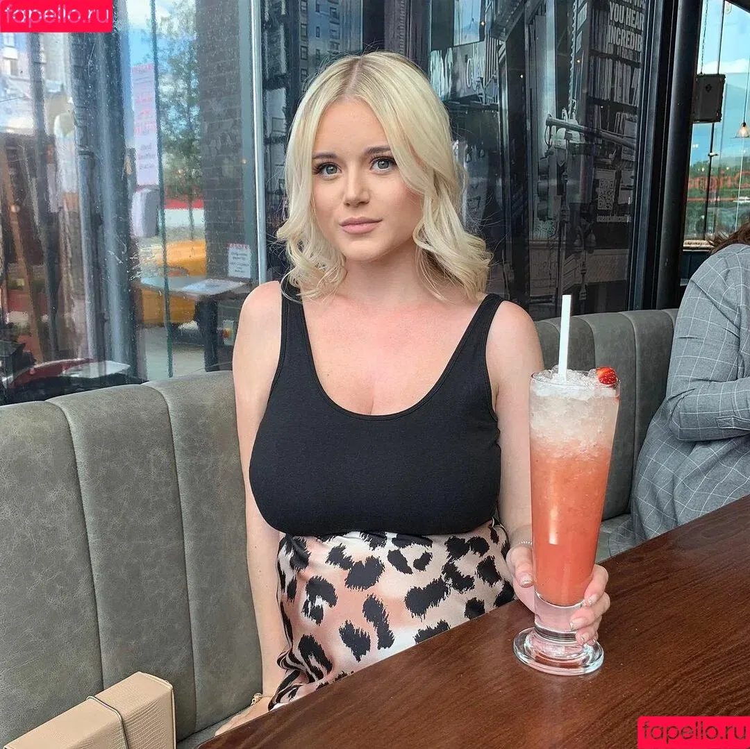 Olivia Miller / olivia_miller69 / oliviamiller_x Onlyfans Photo Gallery 