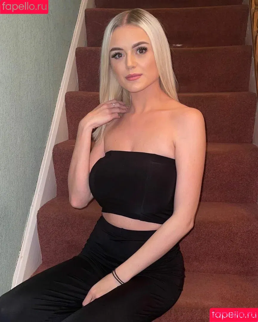 Olivia Miller / olivia_miller69 / oliviamiller_x Onlyfans Photo Gallery 