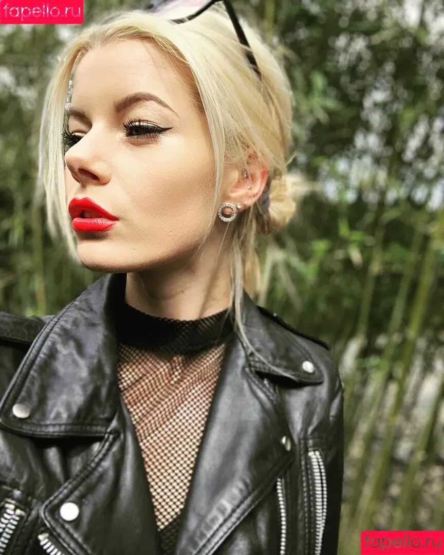 Honeybabesugarpiie / Killeryina Onlyfans Photo Gallery 