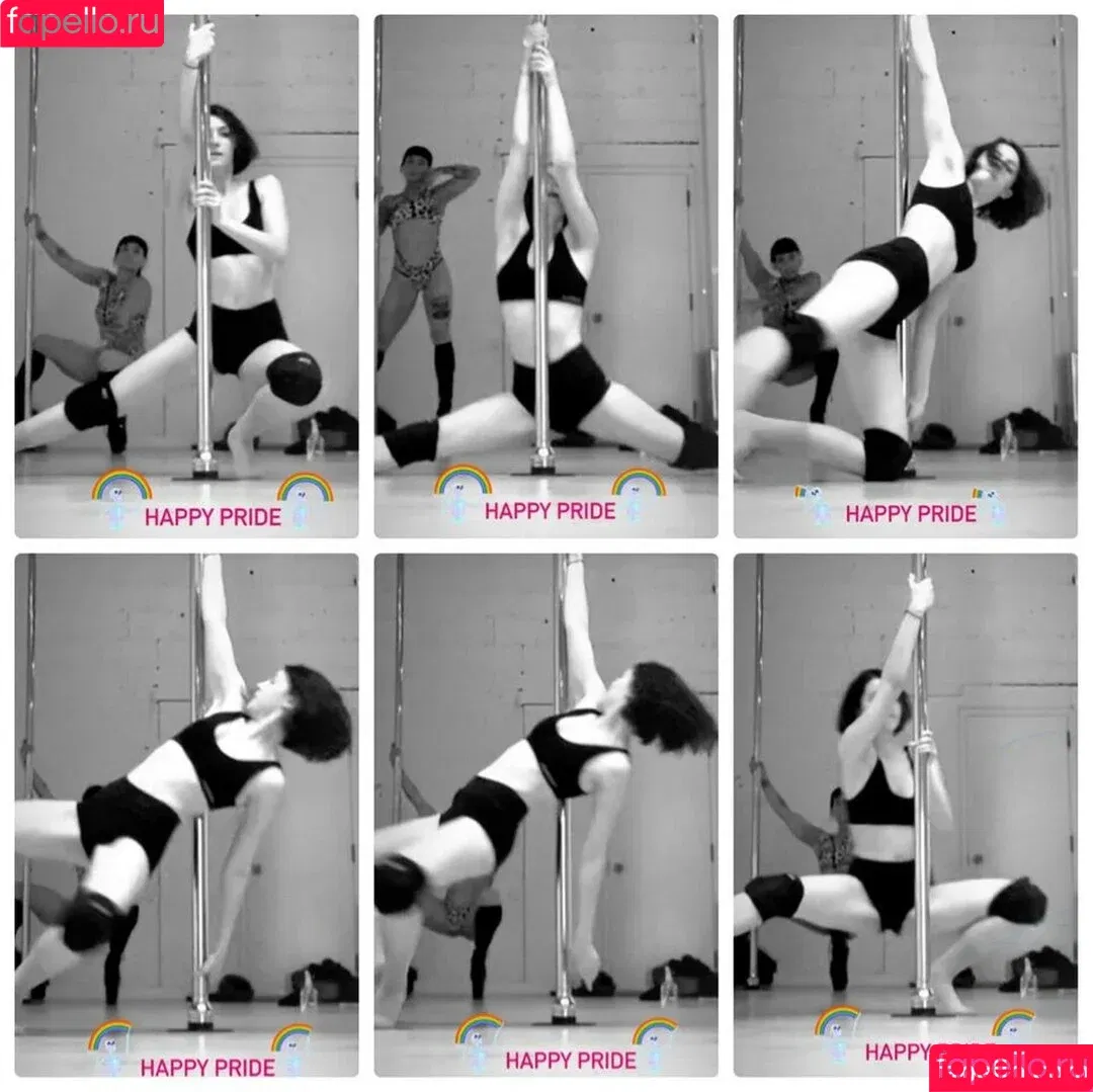 Ella Hunt / EllaHunt Onlyfans Photo Gallery 