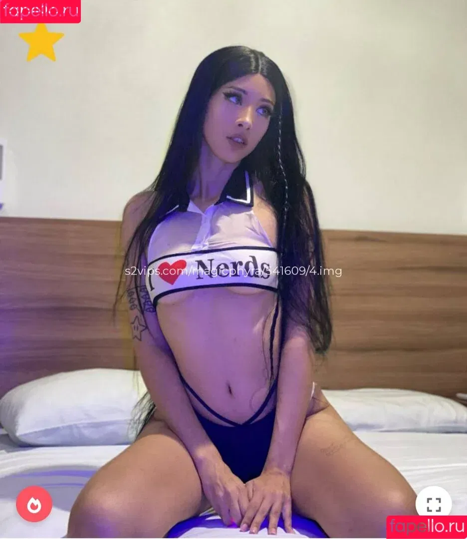 Magic Phyra / magic_phyra / magicphyra Onlyfans Photo Gallery 