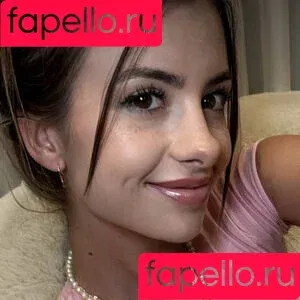 emiliaabrookss / emiliabrookss / emiliagivessweets / justemilia Onlyfans Photo Gallery 