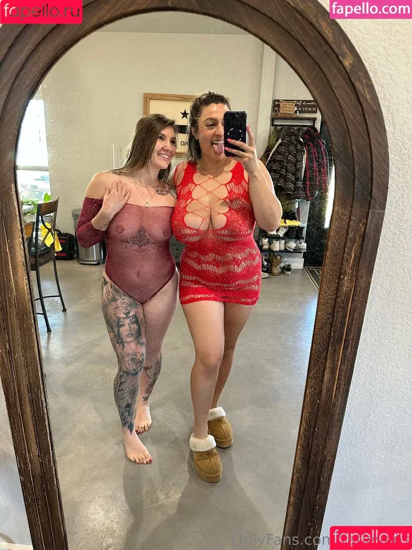 Celia / c_thicc / c_thiccc_ / https: Onlyfans Photo Gallery 