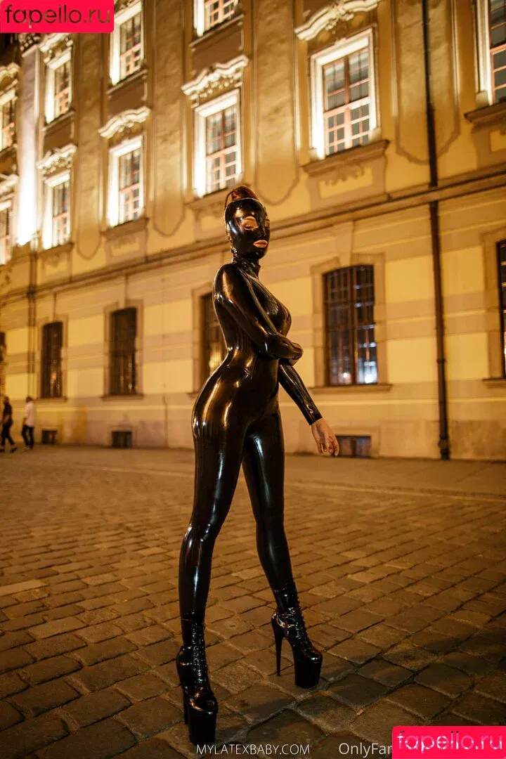 LatexFox / Latex_Fox / latex_fox__ Onlyfans Photo Gallery 