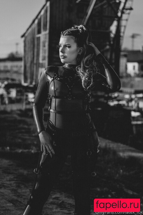 LatexFox Nude Onlyfans Photo 29