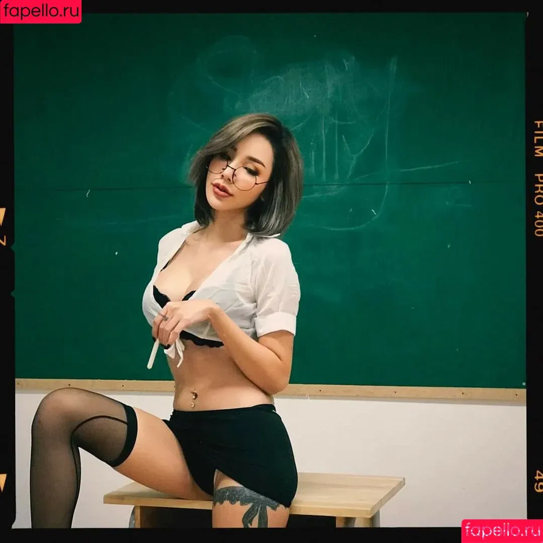 chaly_xx / chalydn Onlyfans Photo Gallery 