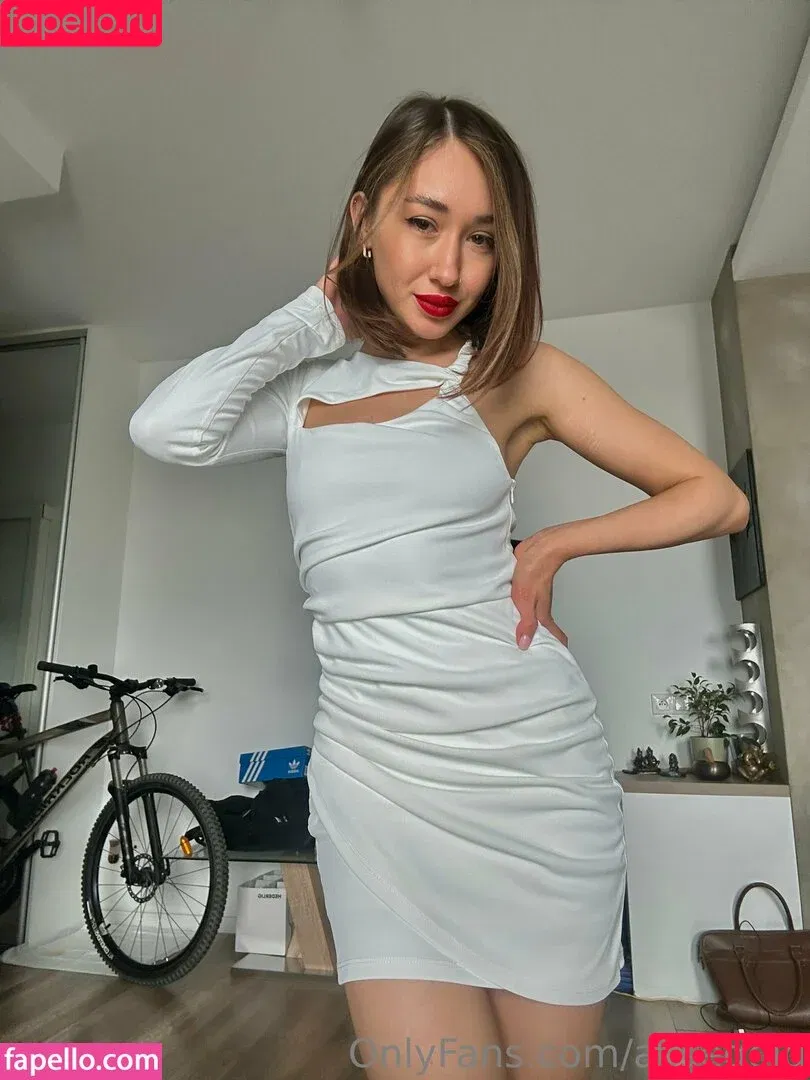 alisegold / g.0.l.d Onlyfans Photo Gallery 