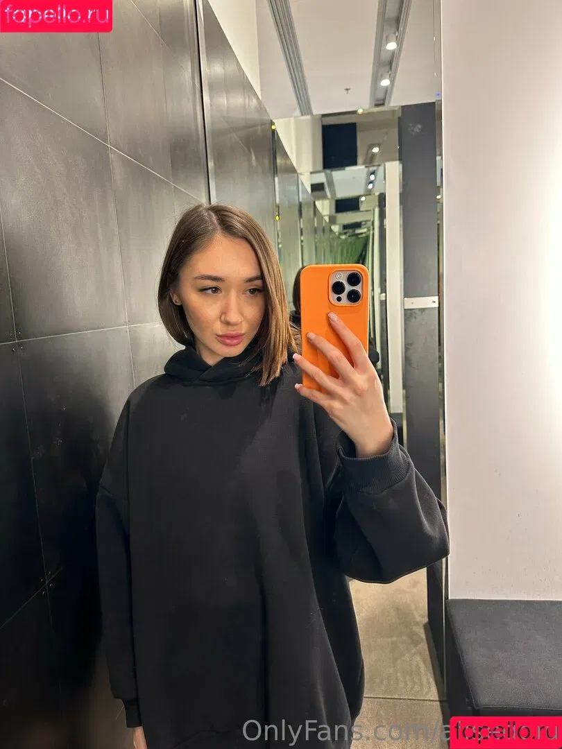 alisegold / g.0.l.d Onlyfans Photo Gallery 