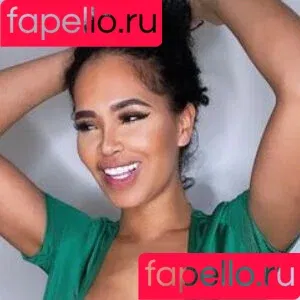 Big Brother Girls / bigbrothercbs / meanychristiney Onlyfans Photo Gallery 