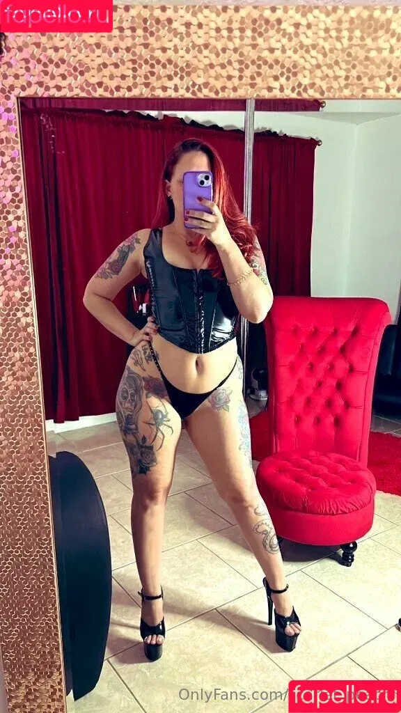 scarlet_peach / scarlet_peach_ Onlyfans Photo Gallery 