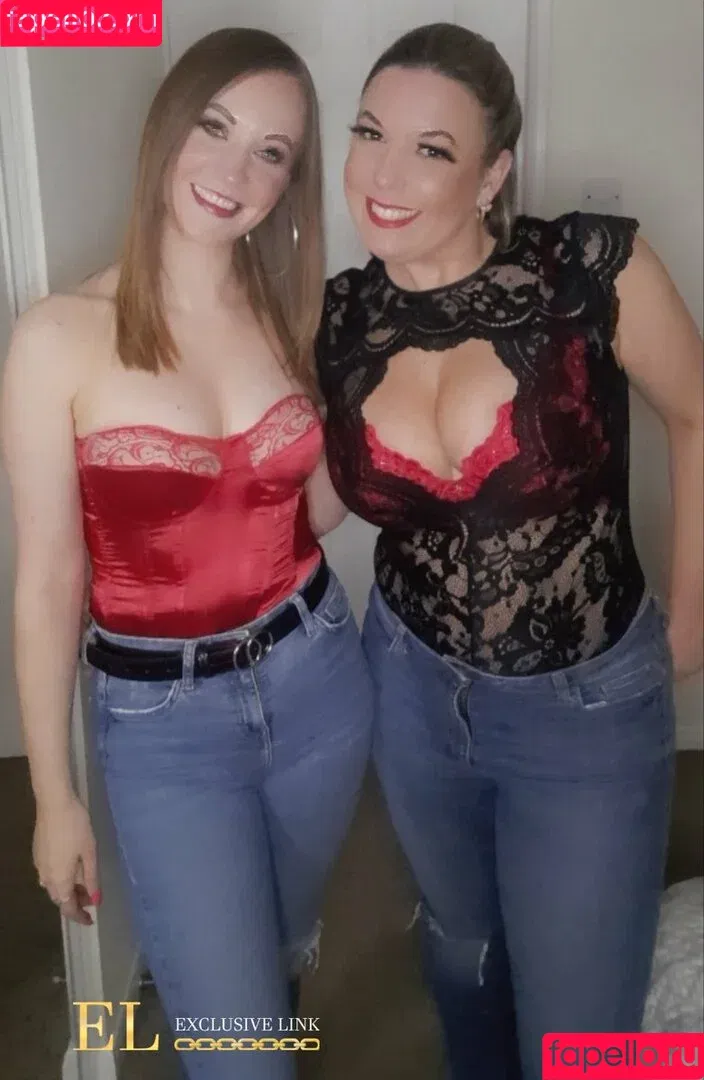 Maisie Lewis / https: / maisielewis / maisielewis81 Onlyfans Photo Gallery 