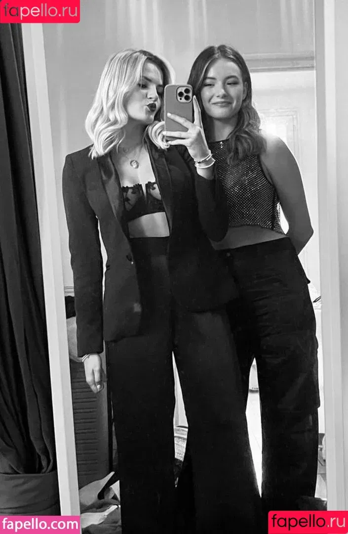 Elsa Bois Onlyfans Photo Gallery 