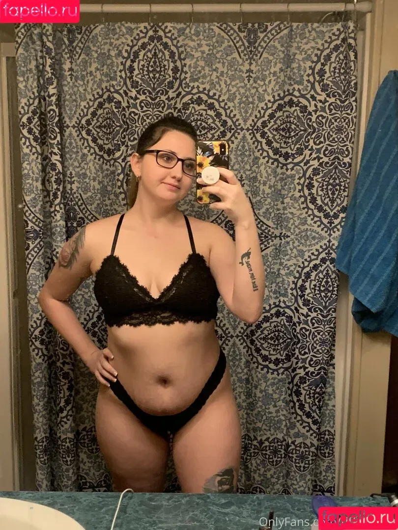 __tiffanirose__ / tiffanirose Onlyfans Photo Gallery 