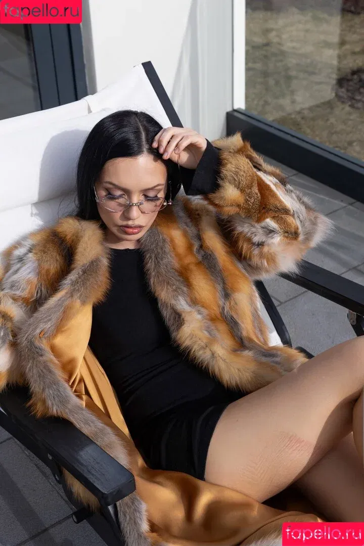 Olga Seryabkina / seryabkina / seteykina Onlyfans Photo Gallery 