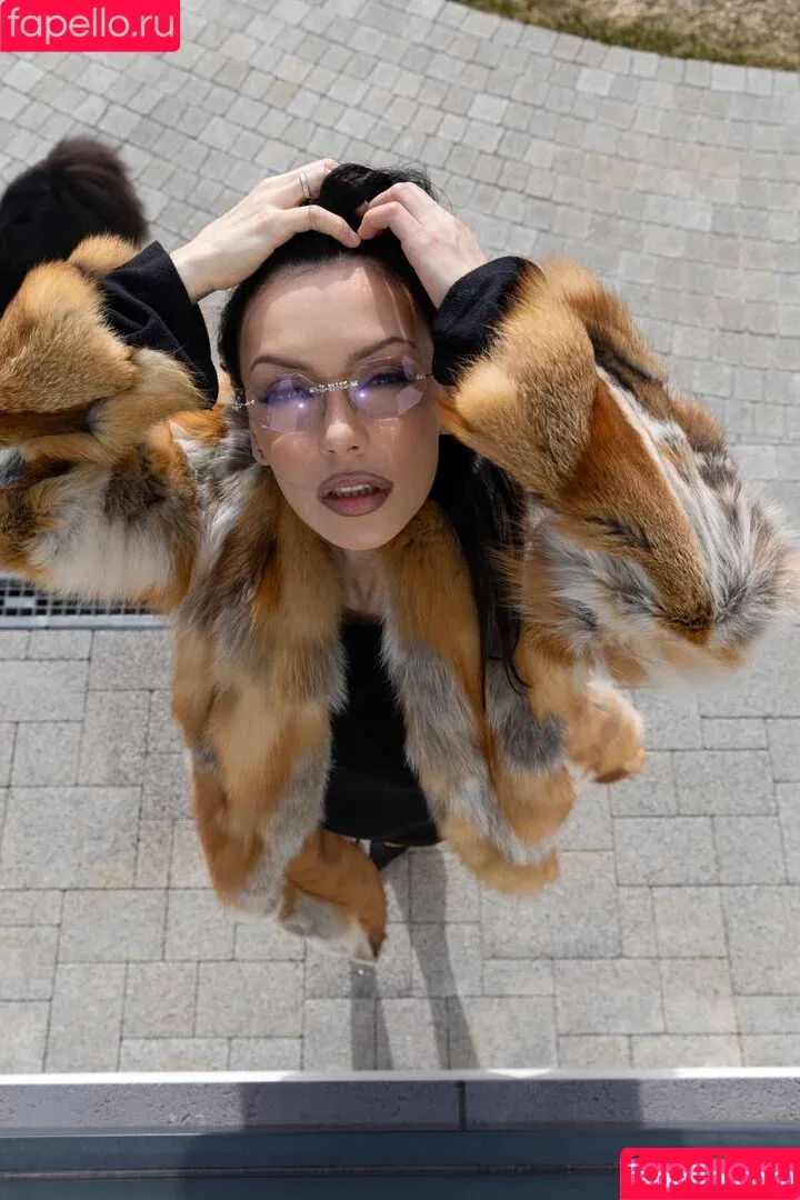 Olga Seryabkina / seryabkina / seteykina Onlyfans Photo Gallery 