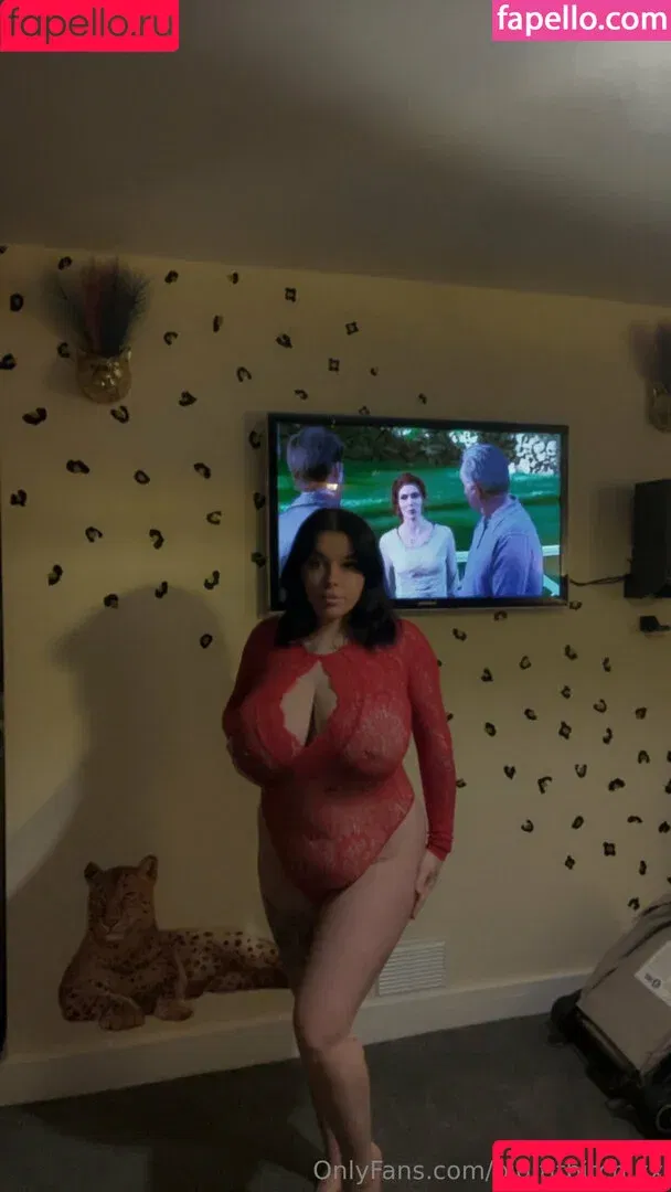 big.titbitch.xx Onlyfans Photo Gallery 