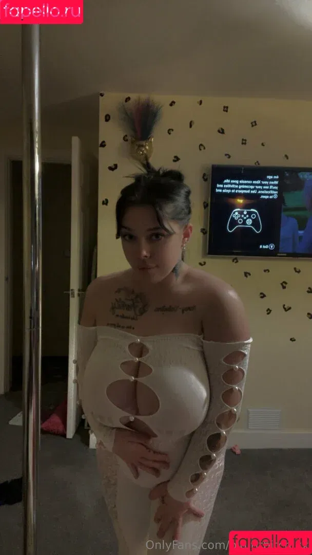 big.titbitch.xx Onlyfans Photo Gallery 