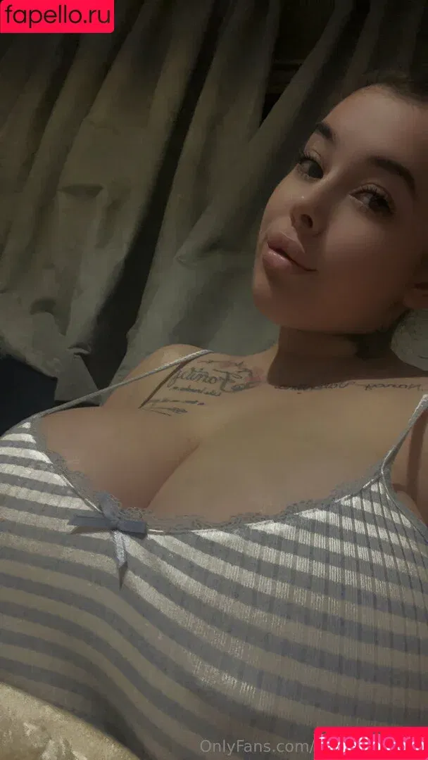 big.titbitch.xx Onlyfans Photo Gallery 