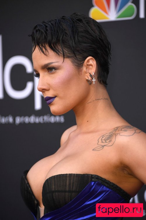 Halsey Nude Onlyfans Photo 45