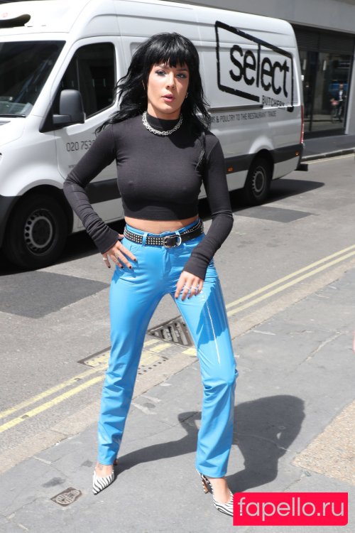 Halsey Nude Onlyfans Photo 9