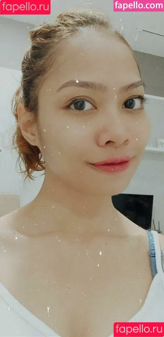 Invalidnun / cveries.n / nunsakinah Onlyfans Photo Gallery 