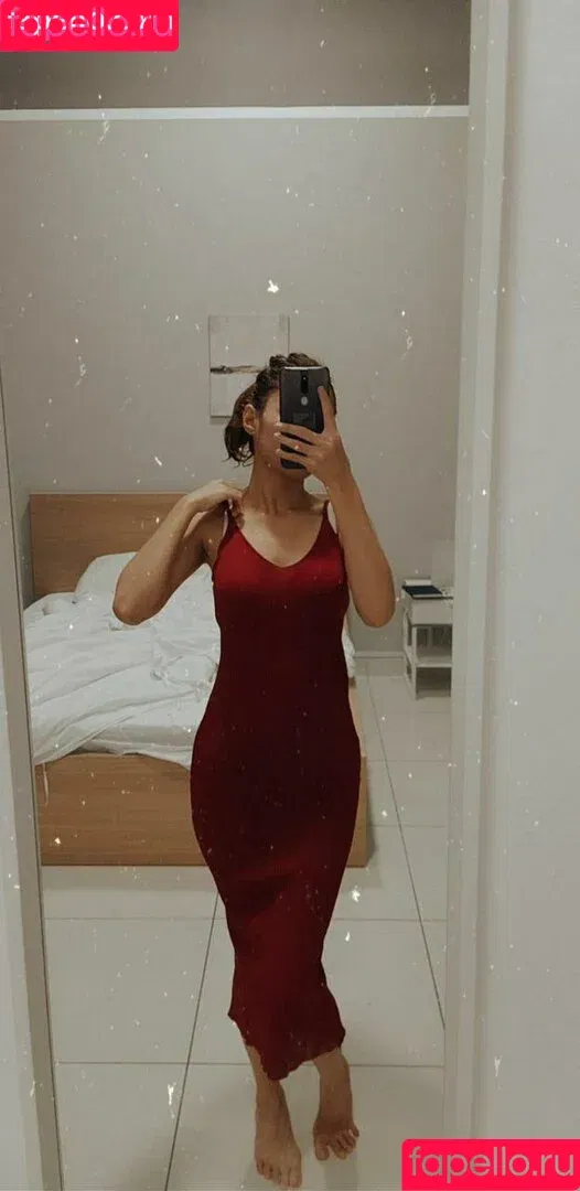 Invalidnun / cveries.n / nunsakinah Onlyfans Photo Gallery 