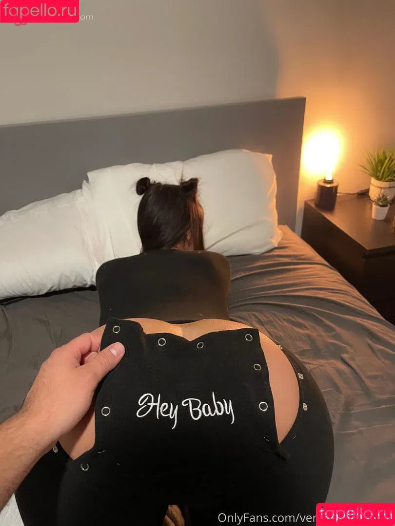 Veronica_Star / veronnicastarr Onlyfans Photo Gallery 