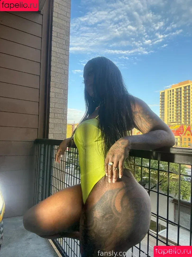 BaeFromHouston / baefromhouston1 Onlyfans Photo Gallery 