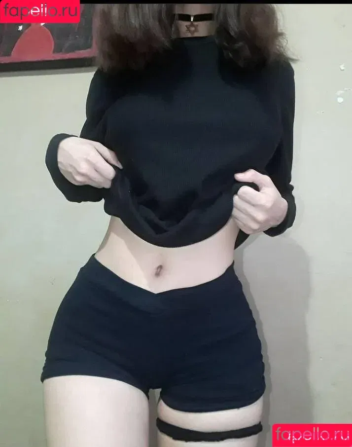 Estela.su / estelasaubi Onlyfans Photo Gallery 