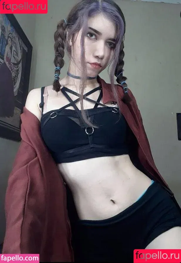 Estela.su / estelasaubi Onlyfans Photo Gallery 