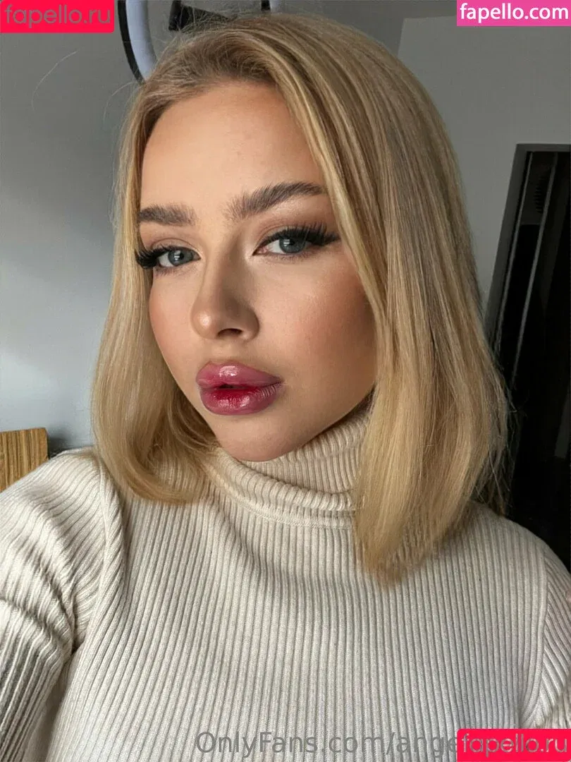 angie_explod / angie_ha Onlyfans Photo Gallery 