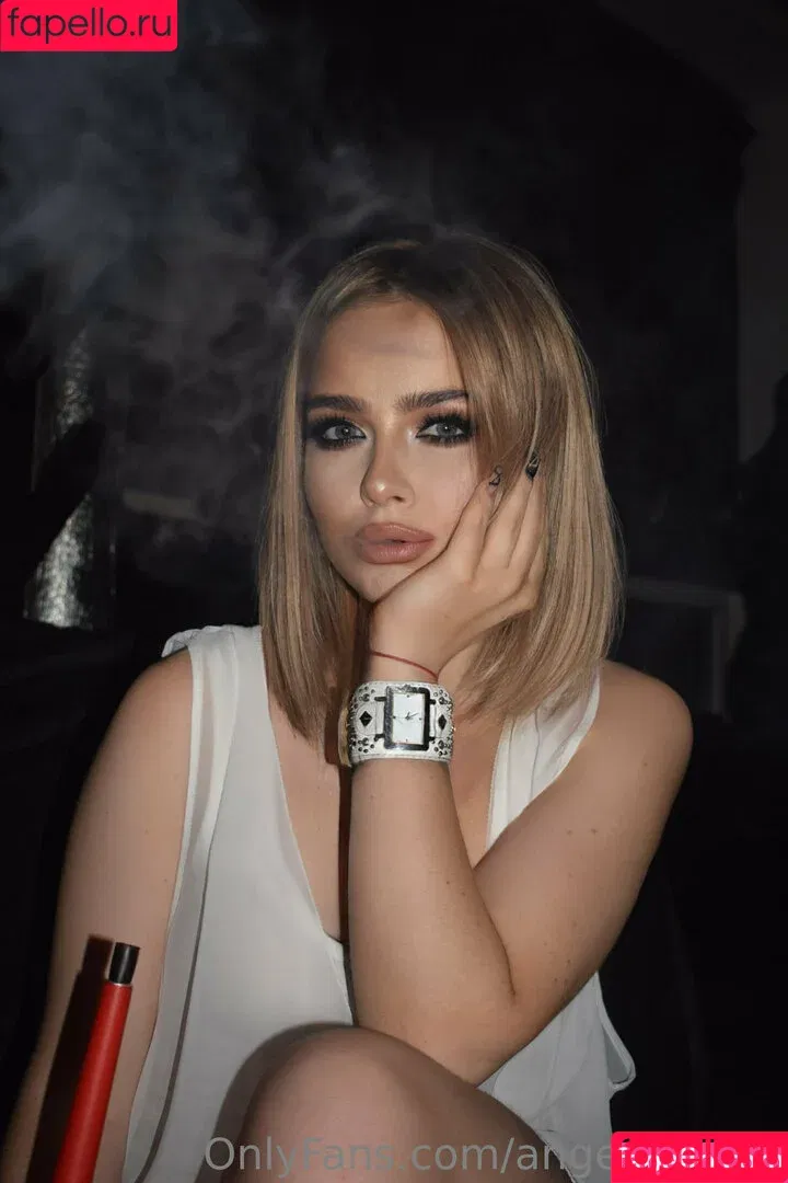 angie_explod / angie_ha Onlyfans Photo Gallery 