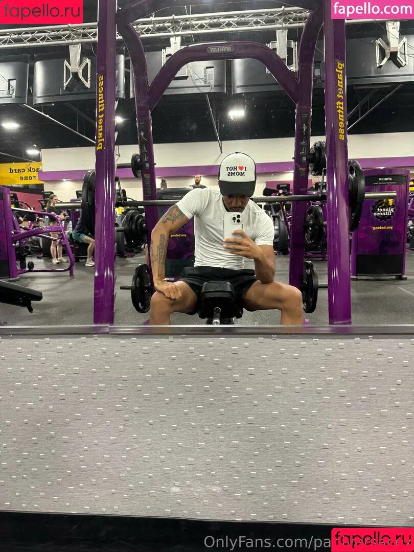 papiversace.ent / papiversacex Onlyfans Photo Gallery 