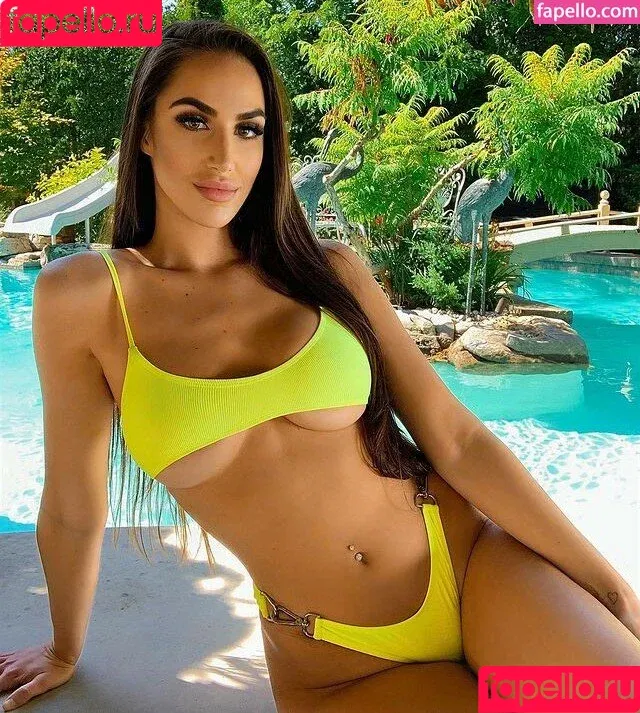 Marie Gabrielle R / mariegabrielle.r Onlyfans Photo Gallery 