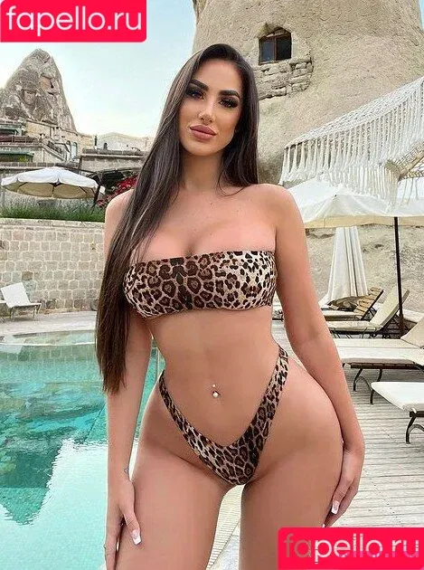 Marie Gabrielle R / mariegabrielle.r Onlyfans Photo Gallery 