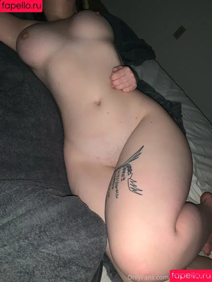 Oatmilkhunny / Sage Camryn / oatmilkhoney_ / oatmilkhuny Onlyfans Photo Gallery 