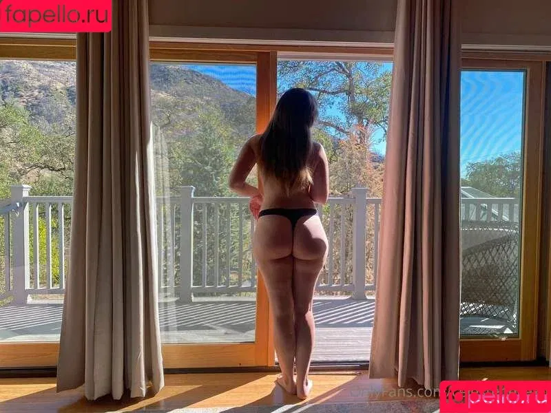 Celeste Belle / celestebellexo Onlyfans Photo Gallery 
