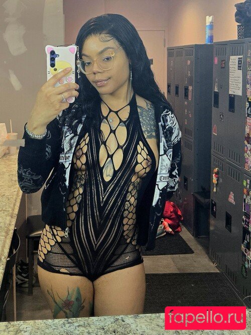Cateyesenpaii Nude Onlyfans Photo 3